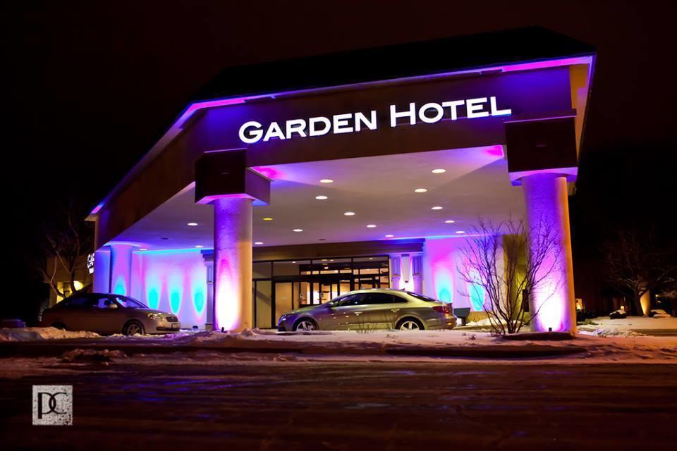Garden Hotel And Conference Center South Beloit 外观 照片
