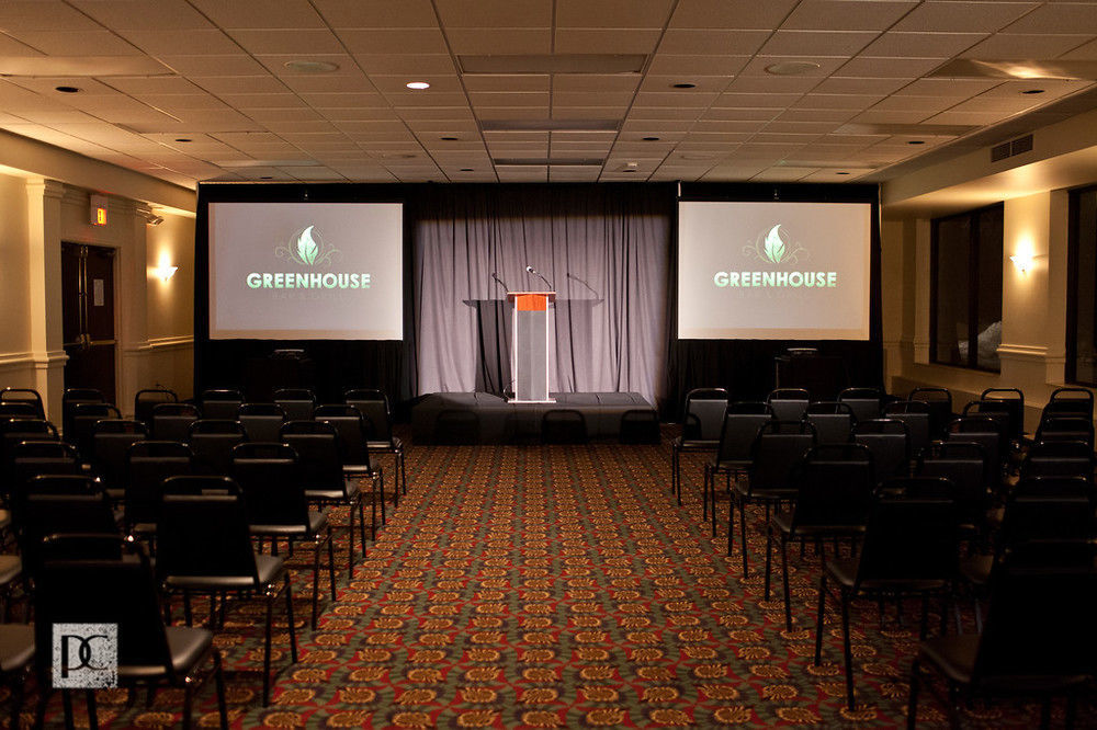Garden Hotel And Conference Center South Beloit 外观 照片