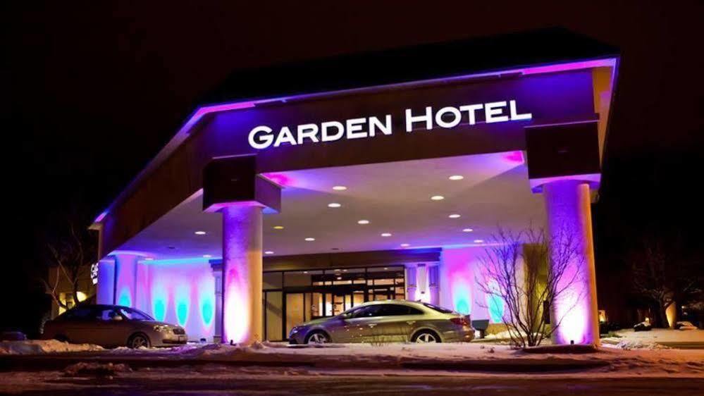 Garden Hotel And Conference Center South Beloit 外观 照片
