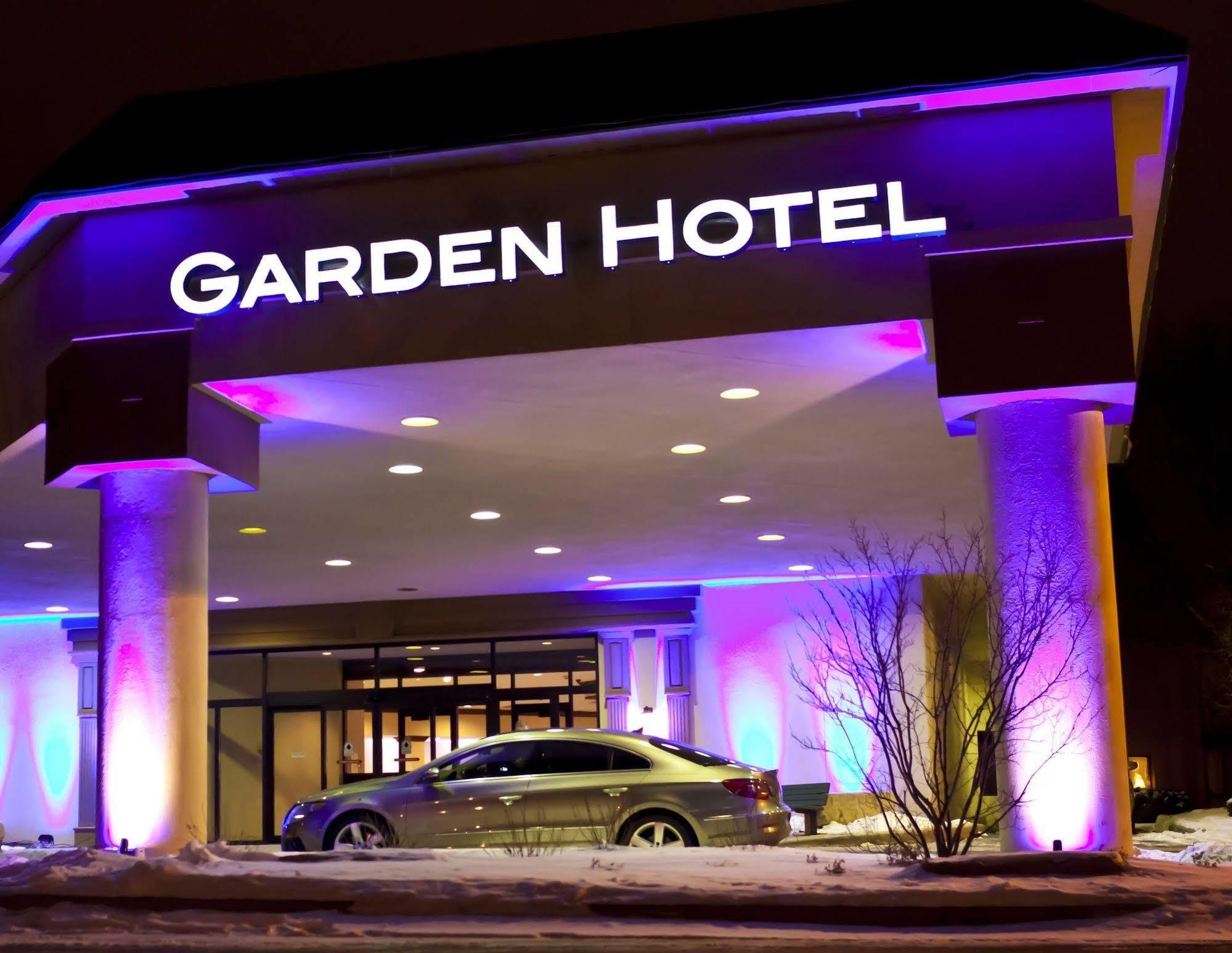 Garden Hotel And Conference Center South Beloit 外观 照片